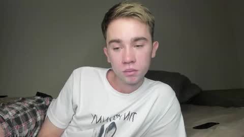 jimyti_bad_boy online show from November 18, 2025, 1:22 am