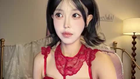 meng meng online show from October 12, 2025, 2:49 pm