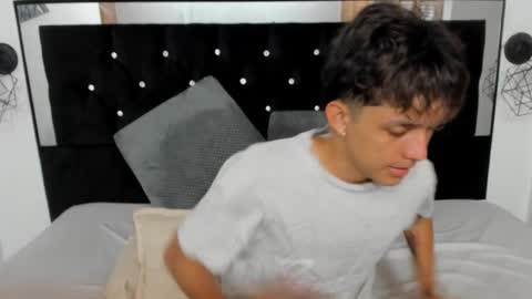 Jisus online show from November 17, 2025, 8:47 pm