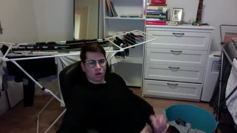 Snapshot of jjd8 chatting on January 10, 2025, 7:04 am jjd8 online show from January 10, 2025, 7:04 am