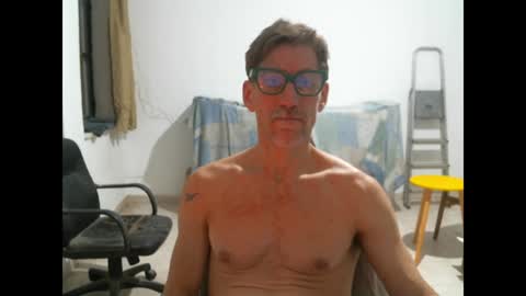 jlmbud online show from January 5, 2025, 12:31 am