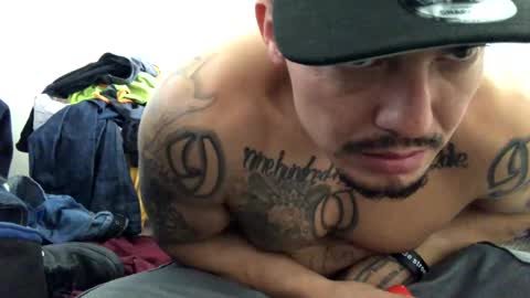 jmartel92 online show from January 21, 2025, 8:32 pm