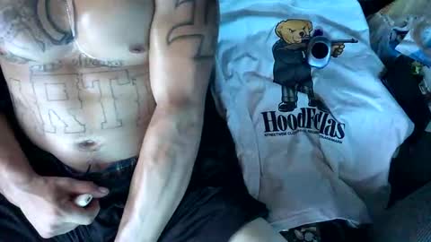 jmartel92 online show from March 20, 2026, 12:26 am