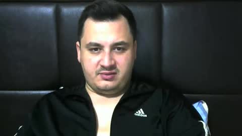 jnsnw online show from December 3, 2025, 8:40 pm