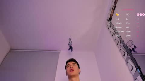 Snapshot of joan_gonzalez chatting on November 5, 2025, 2:33 am Joan Gonzalez online show from November 5, 2025, 2:33 am