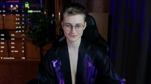 Snapshot of joan_night chatting on April 20, 2026, 7:26 pm J online show from April 20, 2026, 7:26 pm