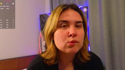Jolie and Elizabet online show from September 28, 2025, 8:14 pm