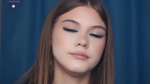 Karyn online show from September 29, 2025, 6:40 am