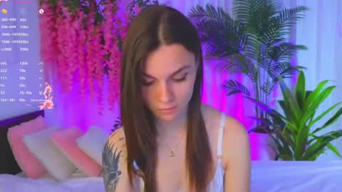 Snapshot of joannerichardson chatting on May 4, 2026, 7:10 pm Eva online show from May 4, 2026, 7:10 pm