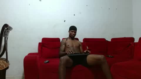 joao_leao online show from December 3, 2024, 8:39 pm
