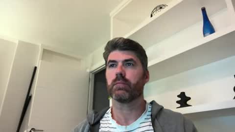 joaquinix123 online show from October 28, 2025, 9:28 pm