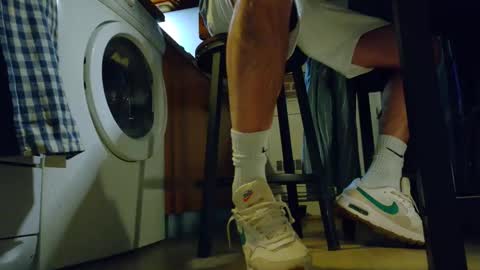 Snapshot of jobbeduval chatting on March 9, 2025, 7:26 pm GUILLAUME feet and socks online show from March 9, 2025, 7:26 pm