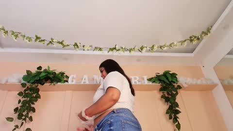 Jocy  online show from December 1, 2025, 11:59 am