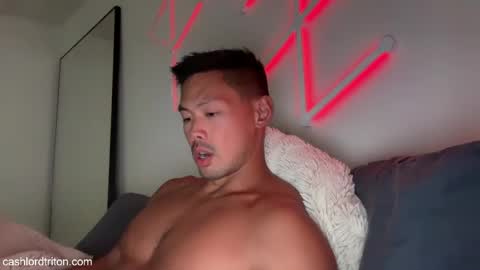 jockb8tor online show from April 21, 2026, 11:18 pm