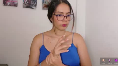 Snapshot of jodidamente_adictiva chatting on June 30, 2026, 8:54 pm Jhulia online show from June 30, 2026, 8:54 pm