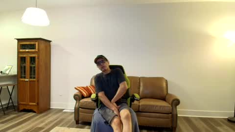 joe1997202399 online show from August 1, 2026, 2:55 am