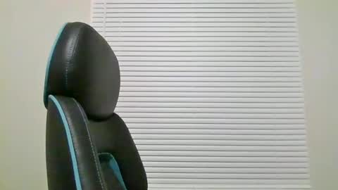 joe25123 online show from March 5, 2025, 11:49 pm