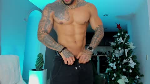 joe_esthetic online show from December 19, 2024, 12:34 am