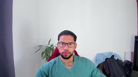 joe_esthetic online show from October 16, 2025, 12:39 pm