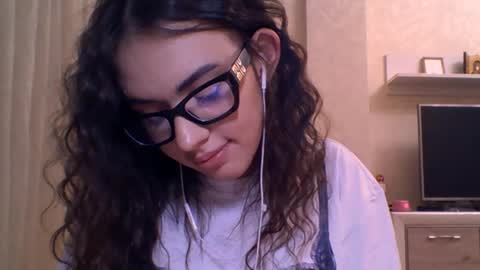 Snapshot of joelbigalk chatting on November 18, 2025, 5:17 pm Jennifer online show from November 18, 2025, 5:17 pm