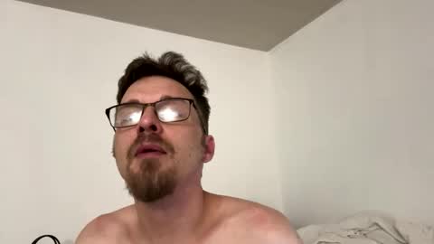 Snapshot of joemama34 chatting on February 16, 2025, 9:37 am Xtina online show from February 16, 2025, 9:37 am