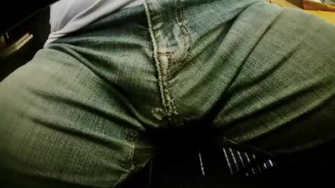 joeystr0ker online show from April 18, 2026, 10:10 pm