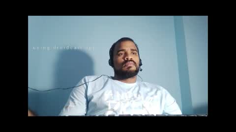 johan2222222222 online show from March 2, 2025, 5:33 am