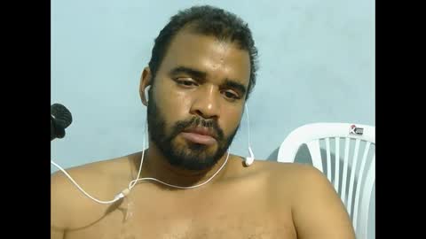 johan2222222222 online show from April 7, 2026, 4:35 am