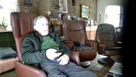 Snapshot of johan7_heet chatting on December 15, 2024, 1:22 pm johan7 heet online show from December 15, 2024, 1:22 pm