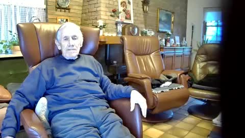 Snapshot of johan7_heet chatting on December 18, 2024, 3:00 pm johan7 heet online show from December 18, 2024, 3:00 pm