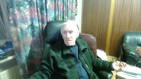 Snapshot of johan7_heet chatting on December 25, 2024, 7:34 pm johan7 heet online show from December 25, 2024, 7:34 pm