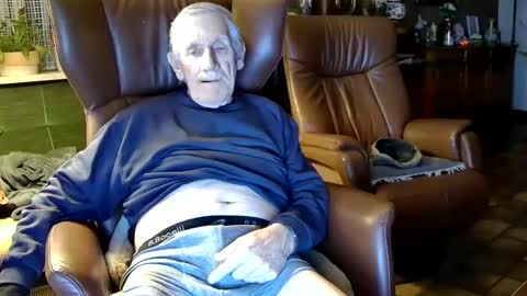 Snapshot of johan7_heet chatting on December 31, 2024, 6:13 pm johan7 heet online show from December 31, 2024, 6:13 pm