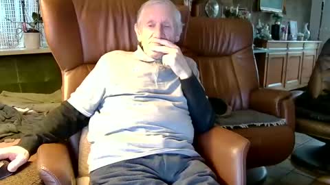 Snapshot of johan7_heet chatting on January 24, 2025, 3:13 pm johan7 heet online show from January 24, 2025, 3:13 pm