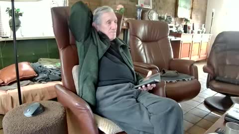 Snapshot of johan7_heet chatting on February 14, 2025, 1:18 pm johan7 heet online show from February 14, 2025, 1:18 pm