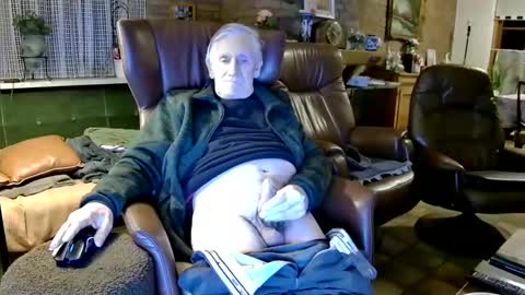 Snapshot of johan7_heet chatting on February 17, 2025, 10:03 pm johan7 heet online show from February 17, 2025, 10:03 pm