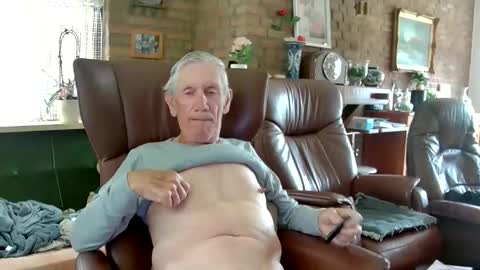 Snapshot of johan7_heet chatting on September 14, 2025, 11:42 am johan7 heet online show from September 14, 2025, 11:42 am