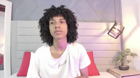 Johan  online show from November 11, 2025, 11:21 am