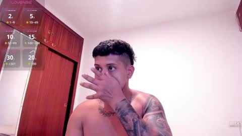 Snapshot of johansmith__ chatting on May 25, 2026, 7:31 pm Johan Smith online show from May 25, 2026, 7:31 pm