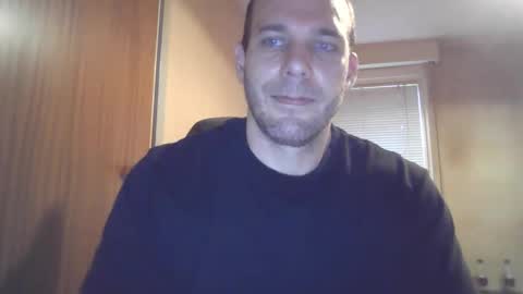 john1212124 online show from September 19, 2025, 4:51 pm