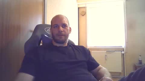 john1212124 online show from September 28, 2025, 7:25 am