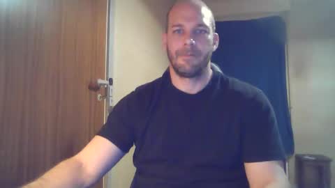 john1212124 online show from September 30, 2025, 12:59 am