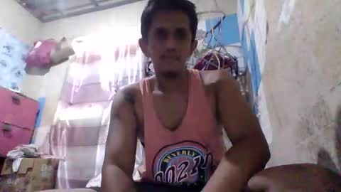 Snapshot of john19881995 chatting on May 27, 2026, 2:41 am john19881995 online show from May 27, 2026, 2:41 am