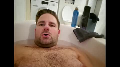 john281985 online show from October 19, 2025, 5:57 pm