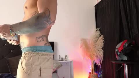 John  online show from November 4, 2025, 11:09 am