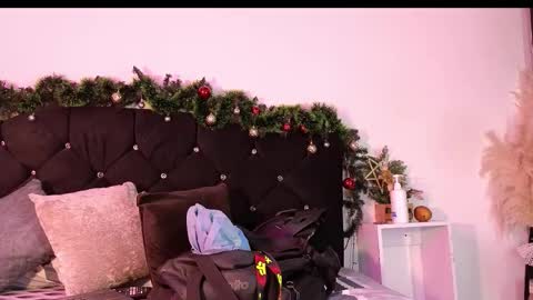 John  online show from December 15, 2025, 11:14 am