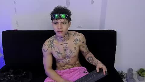 Snapshot of john_mystic chatting on July 1, 2026, 12:12 am Jhon Mystic online show from July 1, 2026, 12:12 am