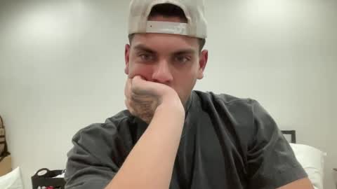 Snapshot of johnafterdark chatting on January 8, 2025, 2:14 am JAXX online show from January 8, 2025, 2:14 am