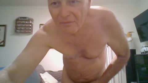 johndesnudado online show from June 19, 2026, 2:05 am