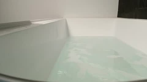 Lovenitwet69 online show from September 15, 2025, 12:05 pm