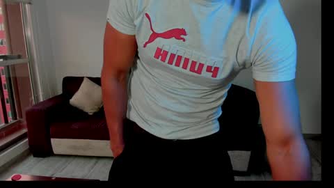 Snapshot of johnny_seens1 chatting on December 6, 2024, 10:30 pm Johnny online show from December 6, 2024, 10:30 pm